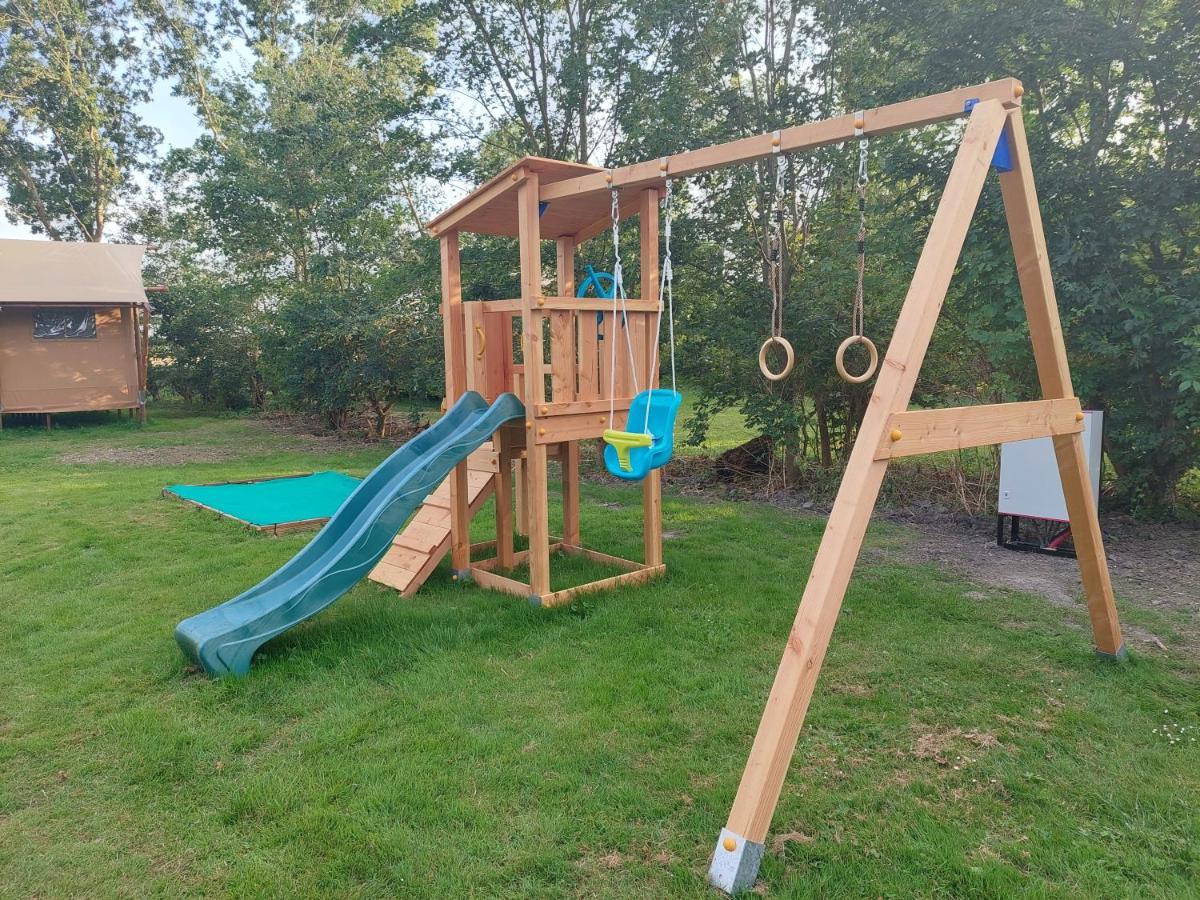 Hotel Glamping Essenhof à Aagtekerke Extérieur photo