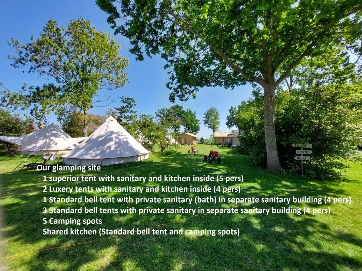 Hotel Glamping Essenhof à Aagtekerke Extérieur photo